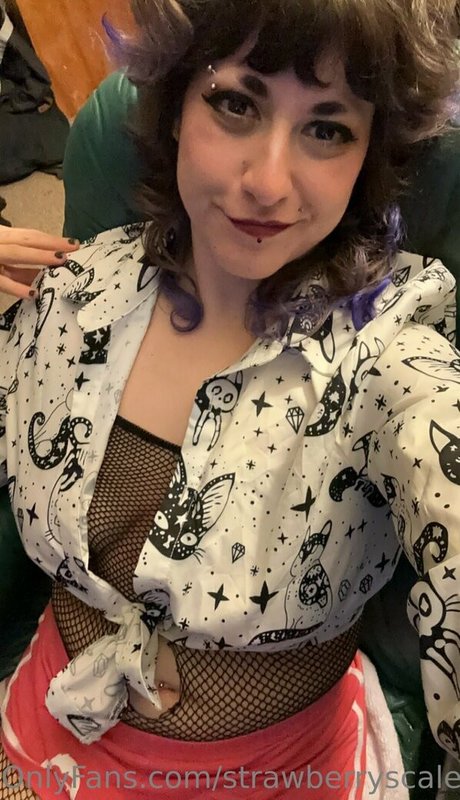 strawberryscales star nude pictures