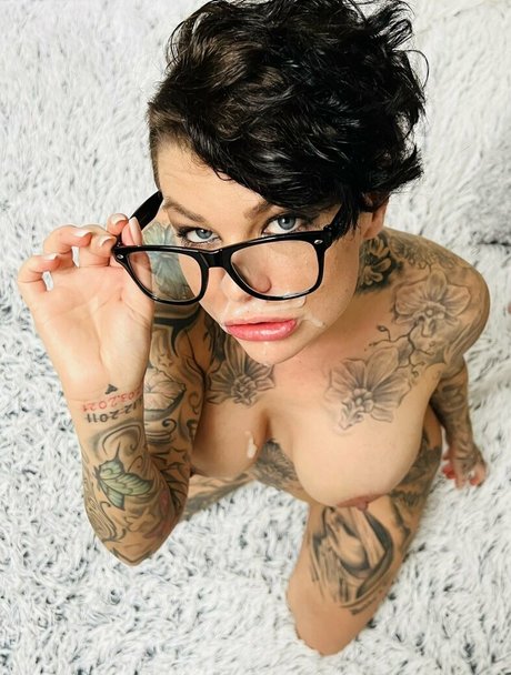 Merry4Fun pornstar art archive