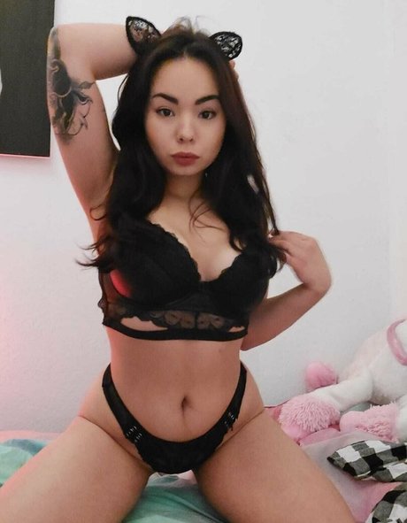 Halfie Hana Noami free actress archive