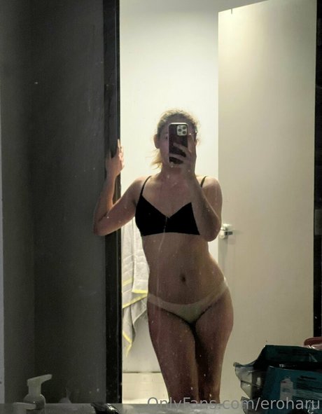 eroharu naked star picture