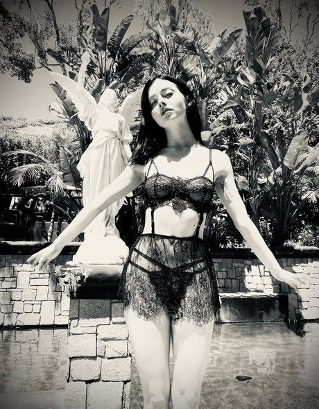 ohthumbelina pornstar art image