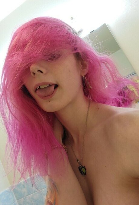 RainieBun top pornstar image