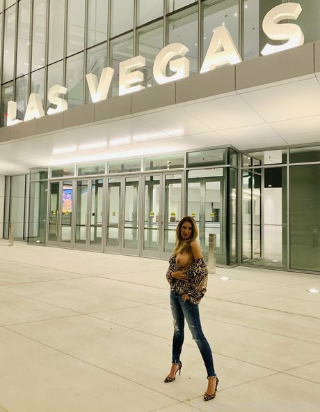 sloanriderxxx pretty pornstar archive