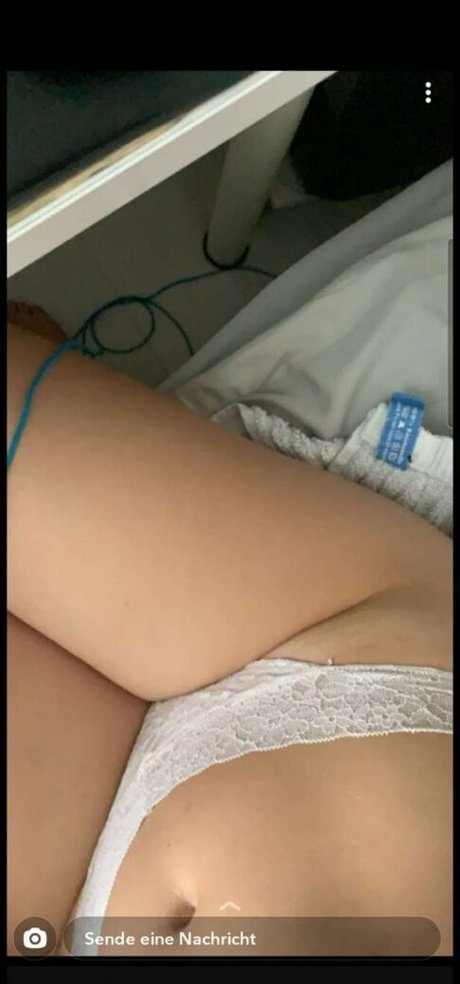 SleepyDinosaur pornstar exclusive photo