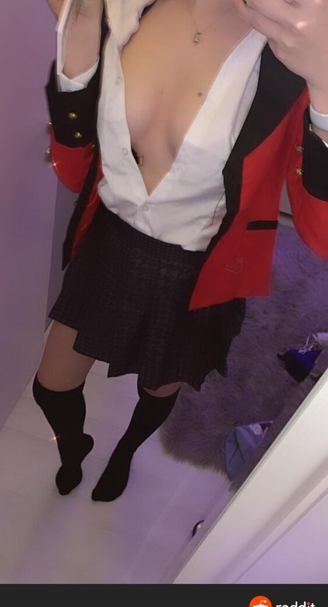 SleepyDinosaur pretty actress images