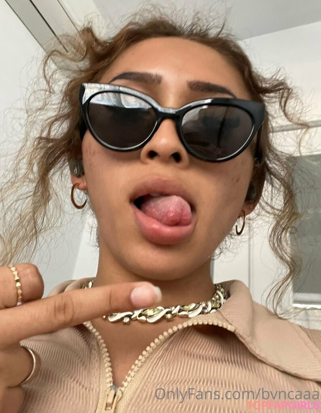 bvncaaa pornstar hot photo