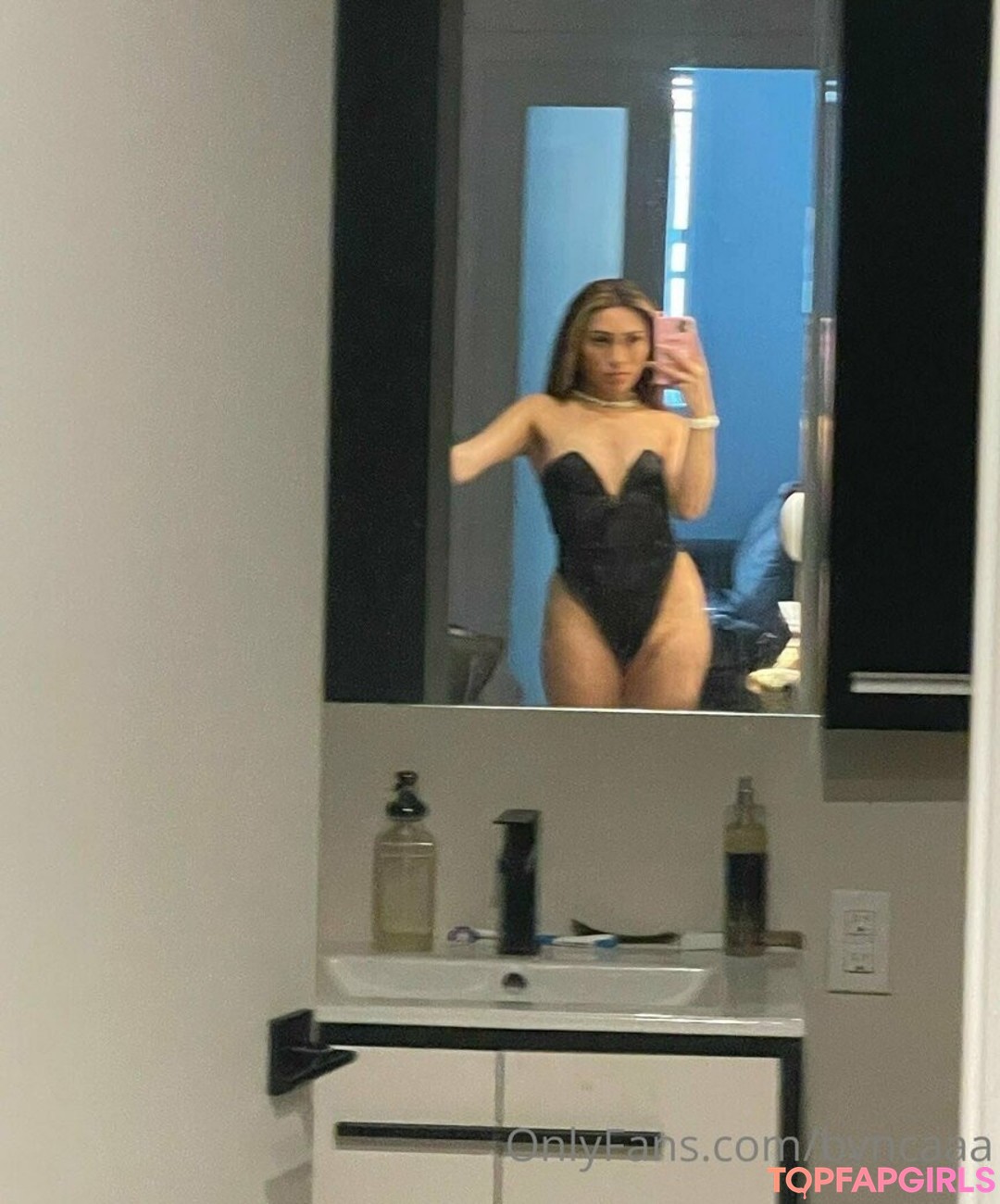 armpit licking onlyfans adult img