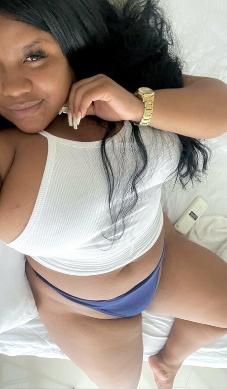 avfameoff top profile image