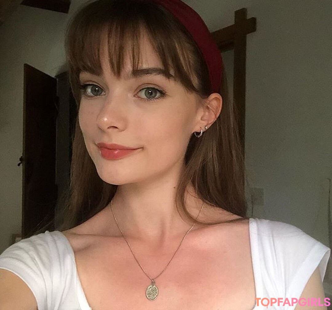 Delicate ASMR exclusive pornstar pic