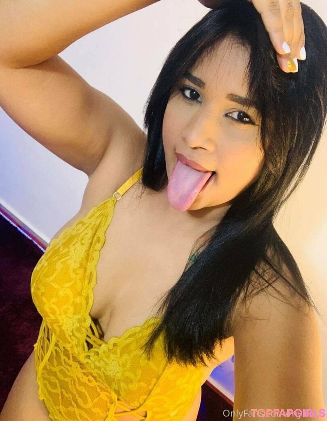 lesbian fisting onlyfans nude photos