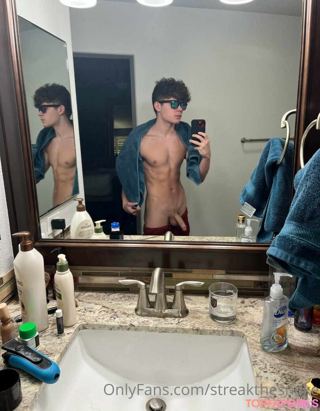 submissive onlyfans top img