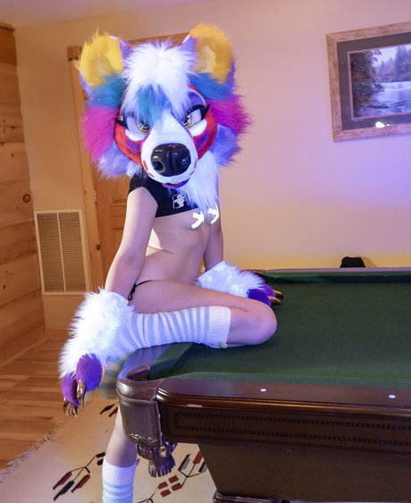 glittertitpup perfect model pic