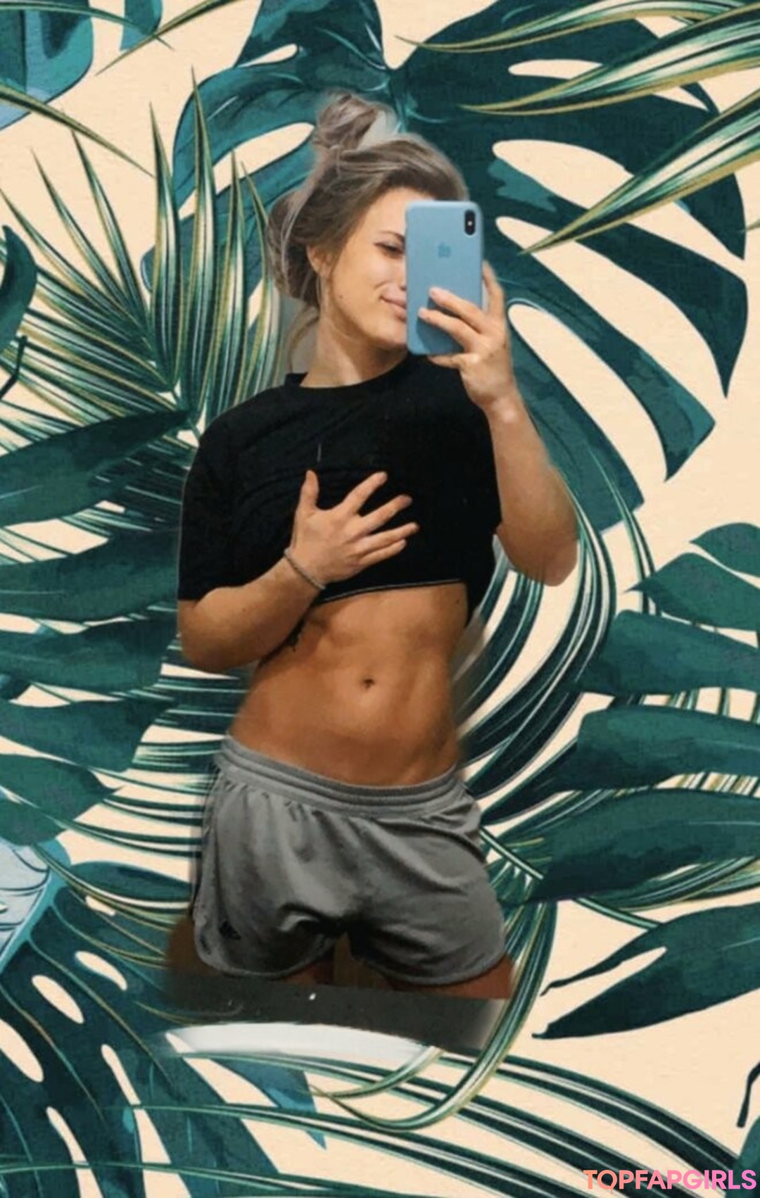 Nicholemhoward model sexy gallery