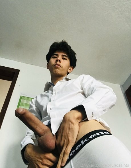 brunosaints_ star naked pictures