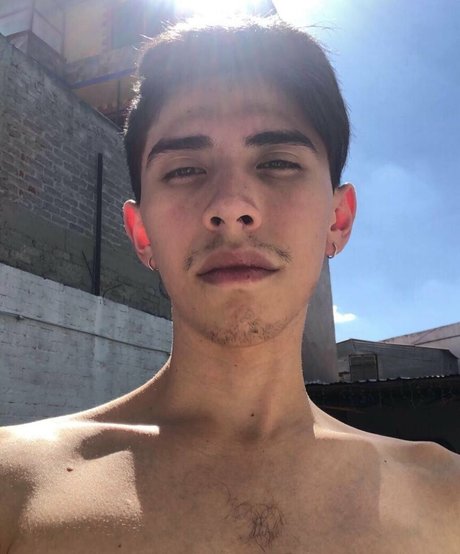 brunosaints_ art model photo