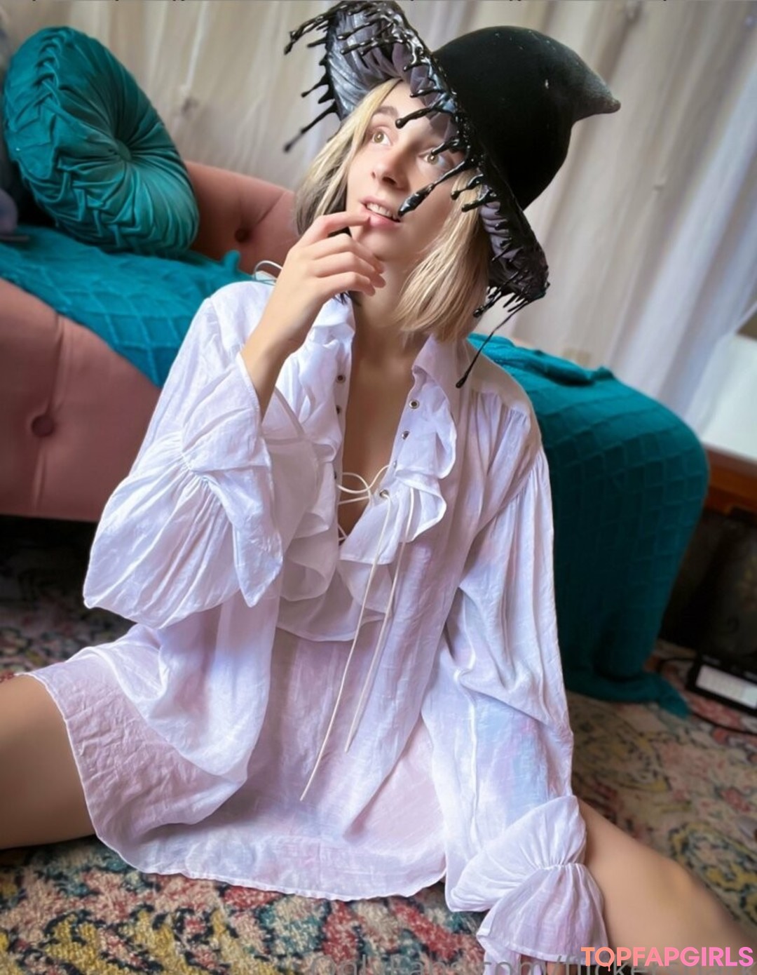shemale handjob onlyfans erotic pictures