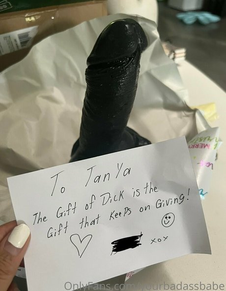 yourbadassbabe star erotic pic