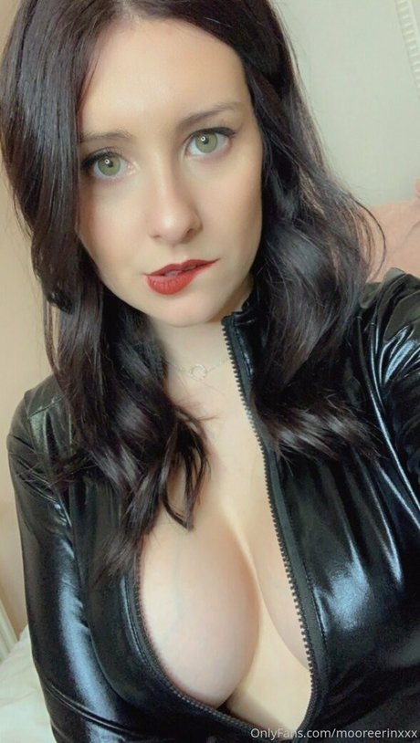 mooreerinxxx exclusive actress archive