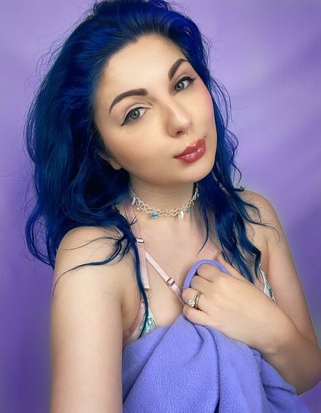 Sarah Fong nice star photo