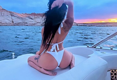 girlfriend experience onlyfans naked img