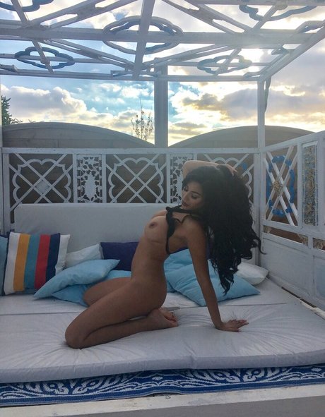 tall milf onlyfans exclusive pic