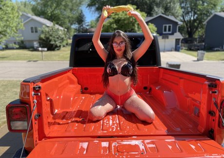 Sharkqueenxx beautiful star img