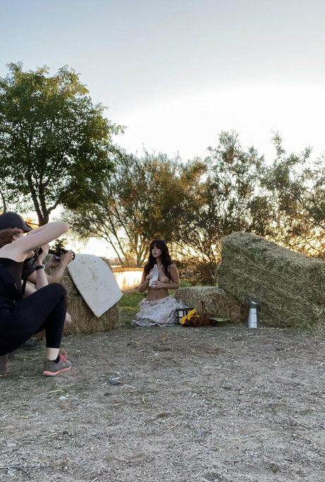 Reedsuicide erotic star pics