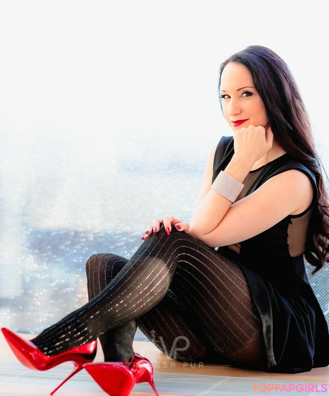 Miss Vanessa Pur beautiful actress pic