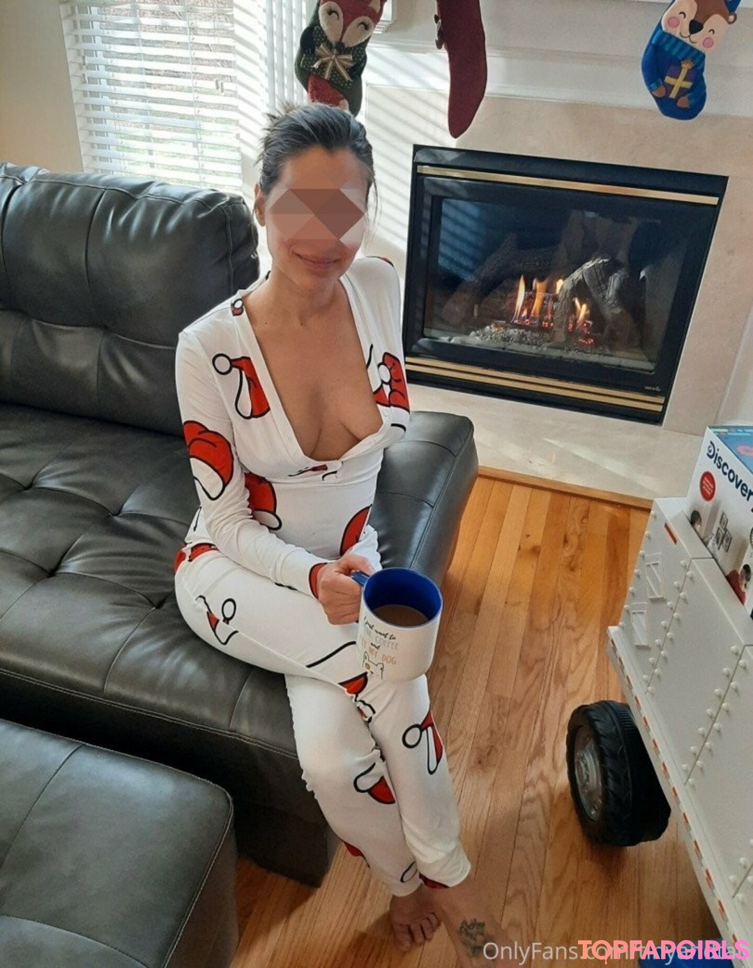 blonde cheerleader onlyfans hot sex pic