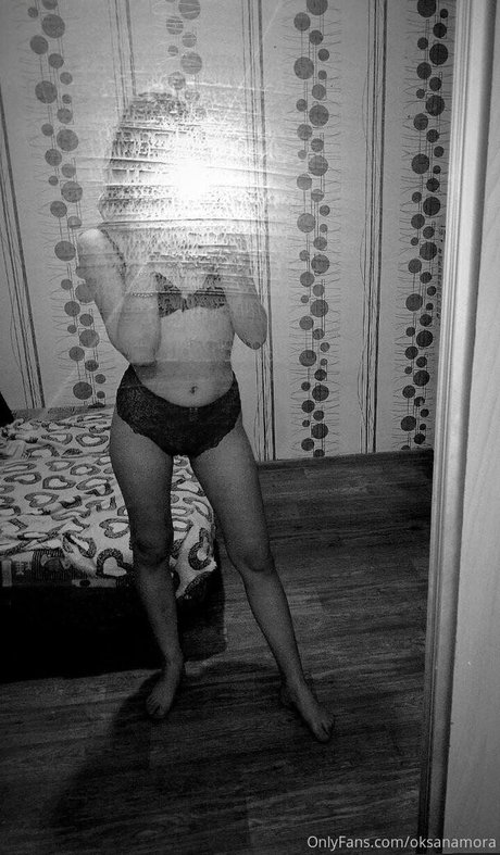oksanamora erotic model photo