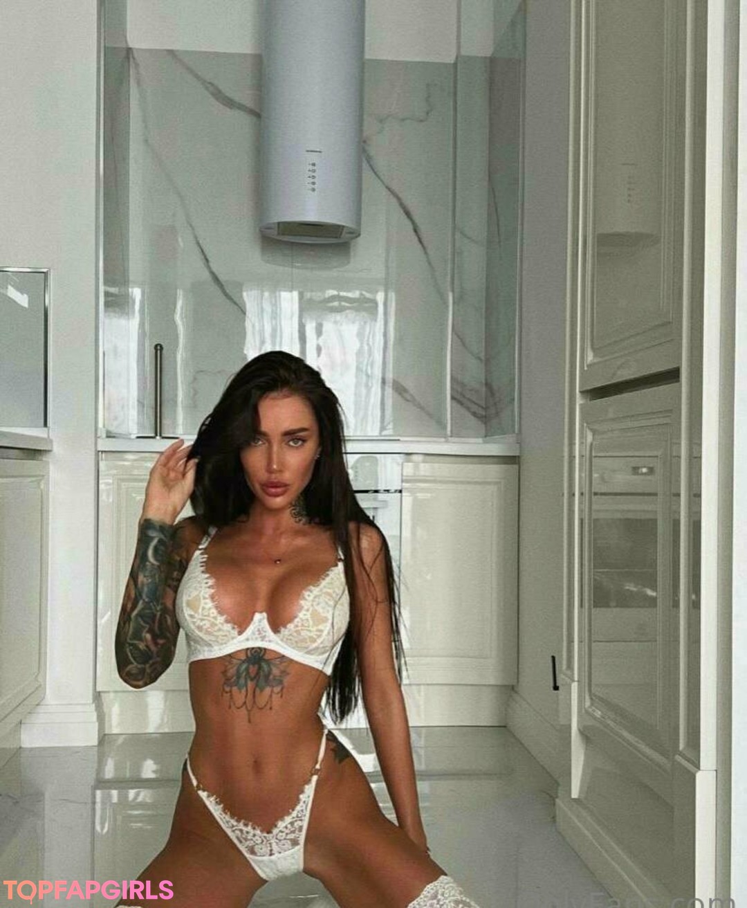 rusmeganfox model nude photos