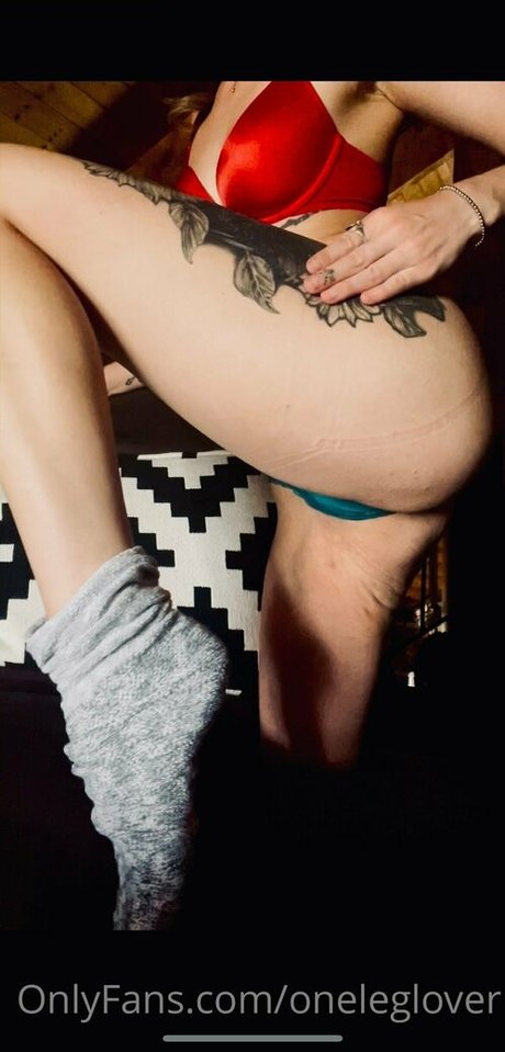 oneleglover sex star picture