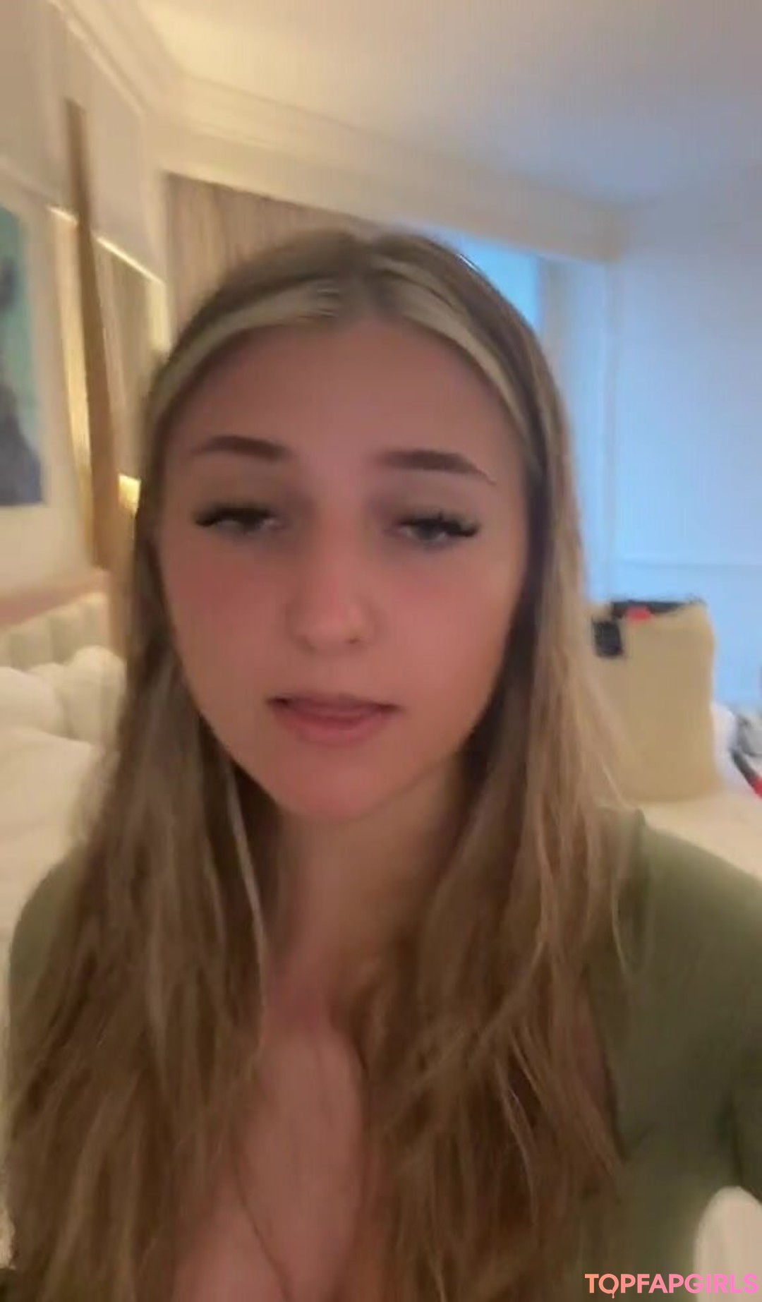 Emizzillo hot pornstar pics