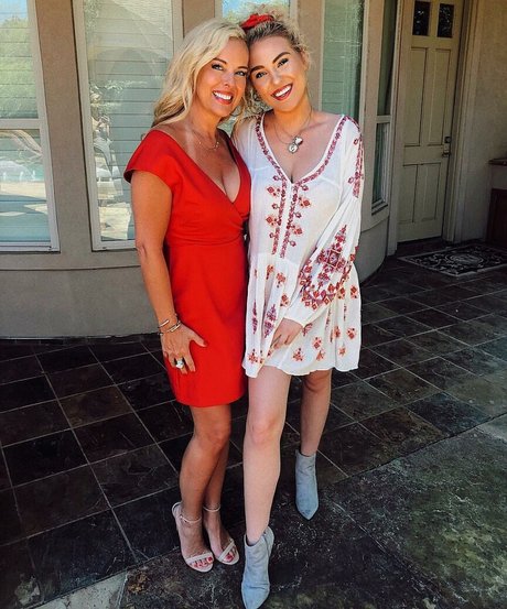 Caroline Wall best star archive