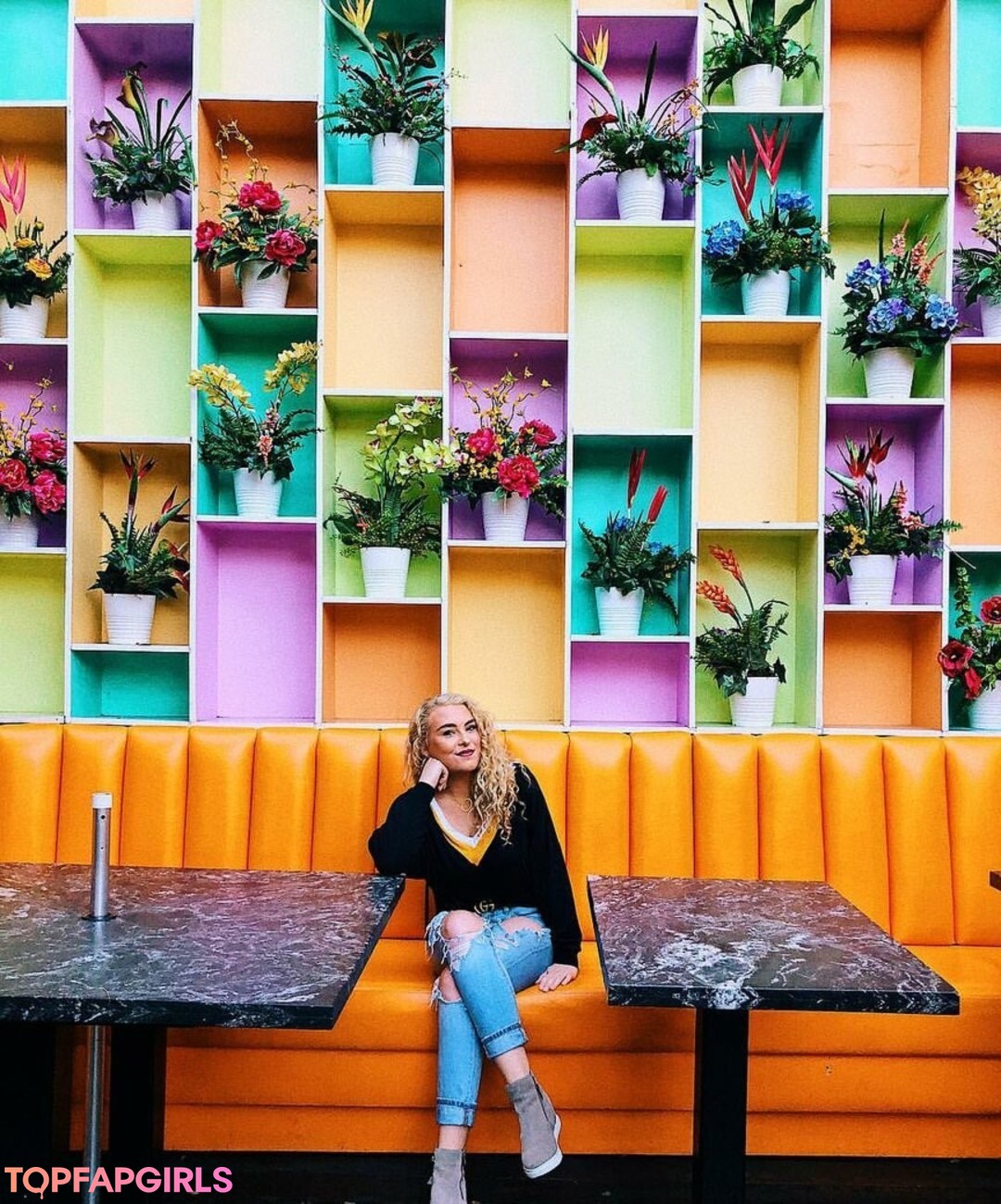 Caroline Wall pornstar hd photos