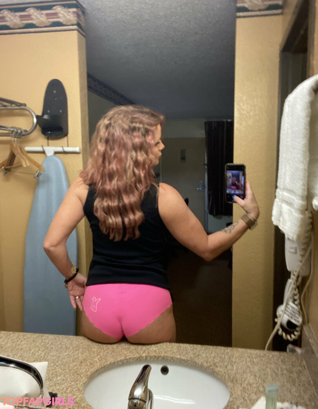 old mom onlyfans free naked pictures