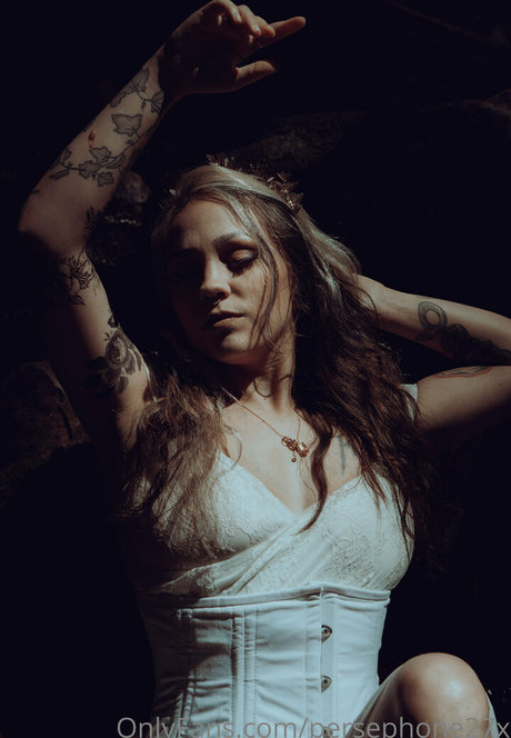 amateur wife onlyfans pretty pics