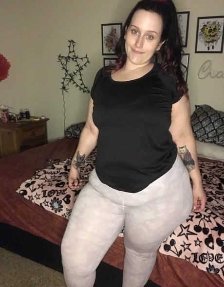 asian teen feet onlyfans naked image