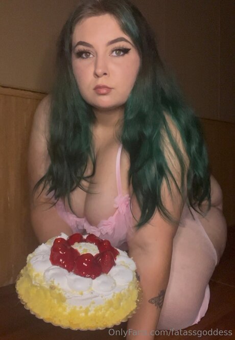 fatassgoddess profile image