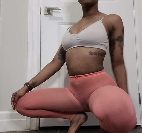 blonde midget onlyfans beautiful naked photo