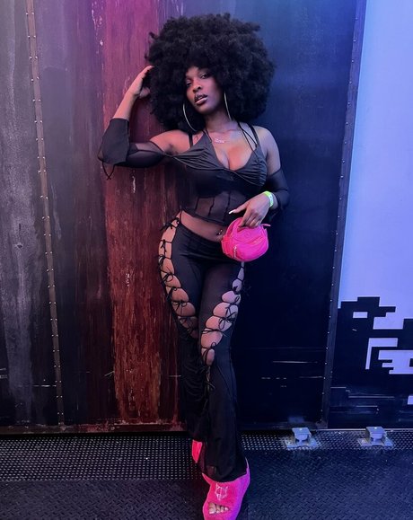 Kalenbree sex star images