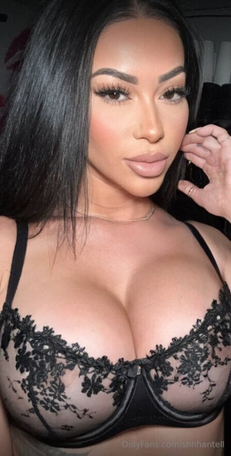 Shhhantell hot actress archive