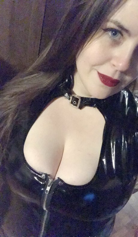 goddessisolda porn model images