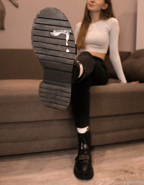 young goddess pretty model archive