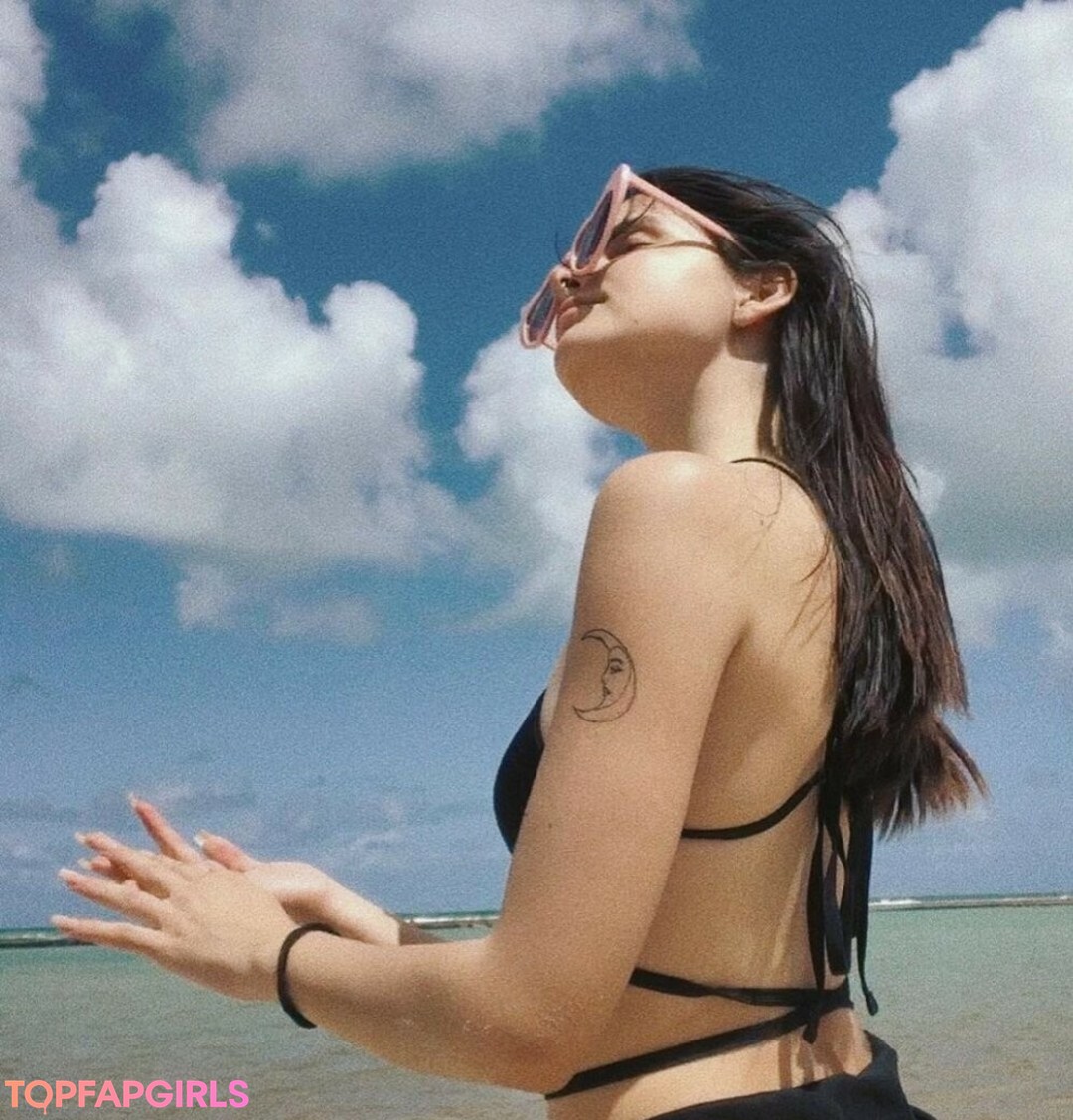 Victoria Ribeiro free pornstar gallery
