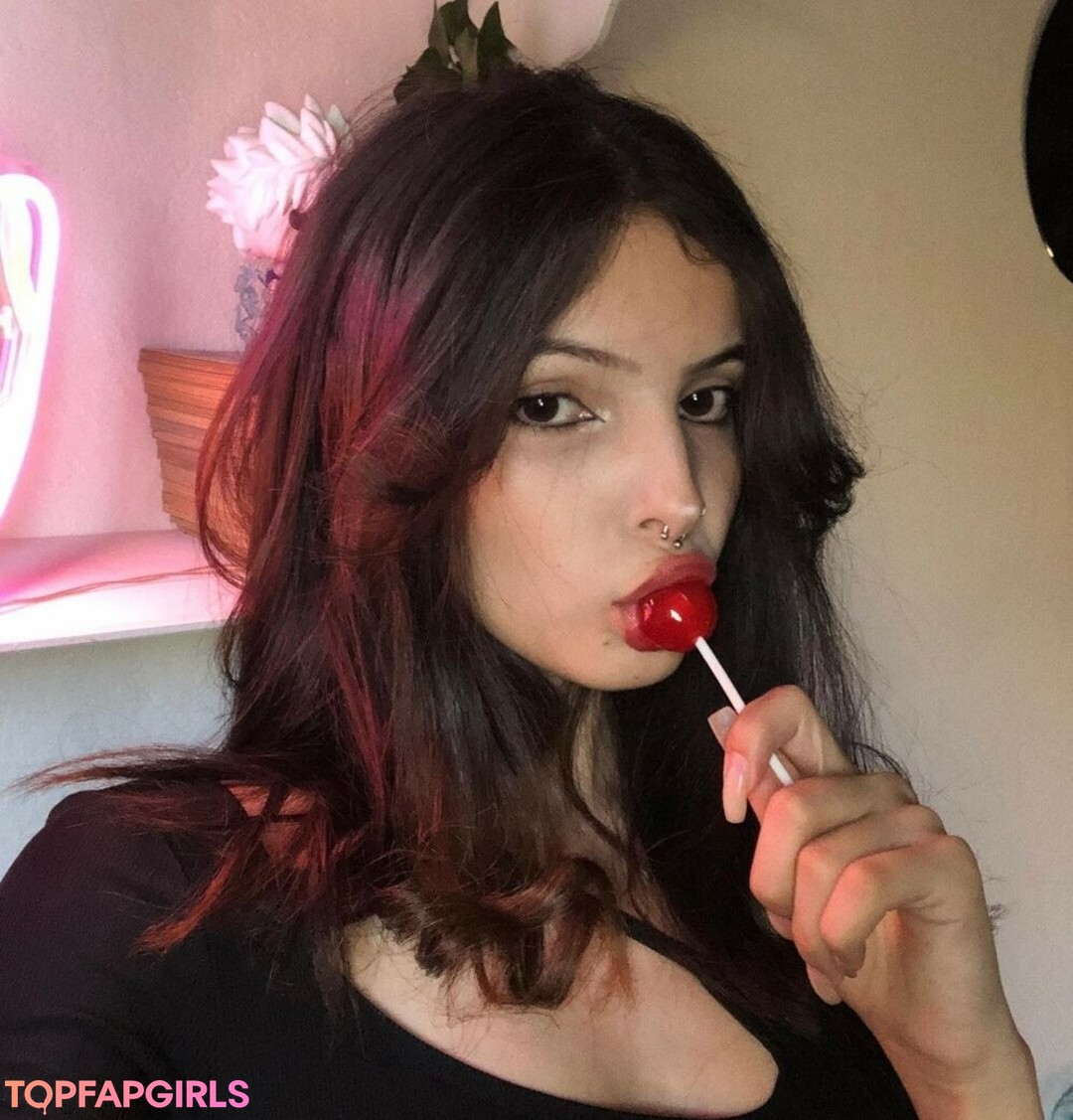 Victoria Ribeiro free actress image