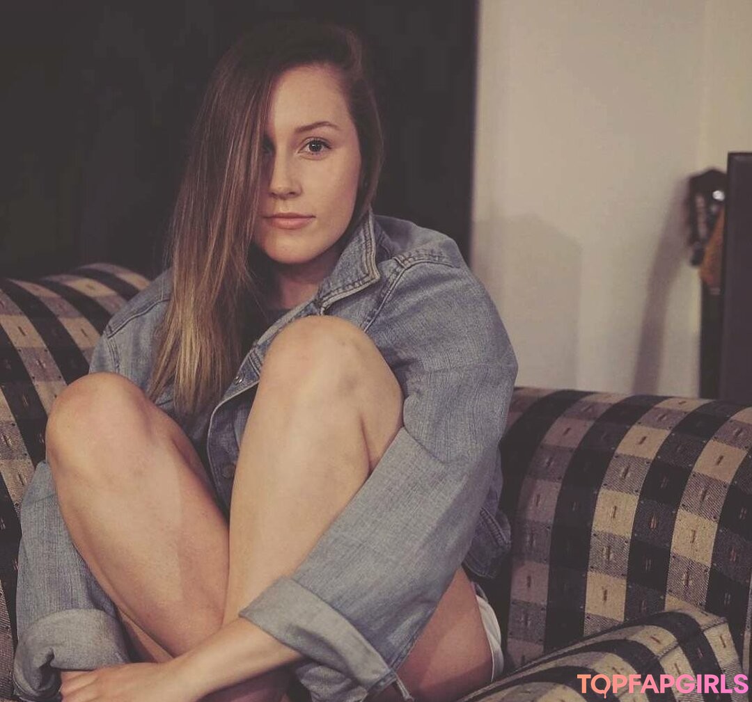 Elizabeth Height model pics
