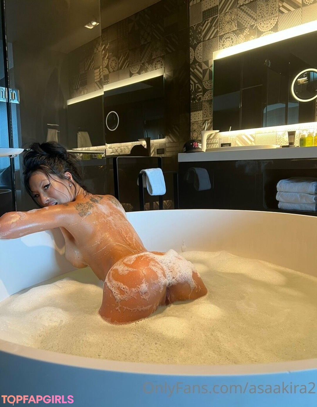 asaakira2 exclusive pornstar images