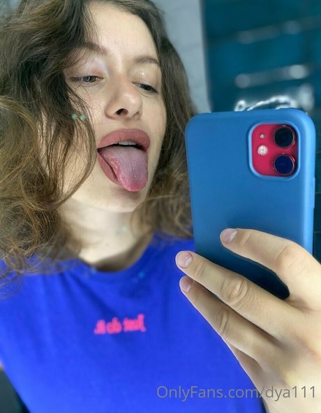 dyafirst erotic actress galleries