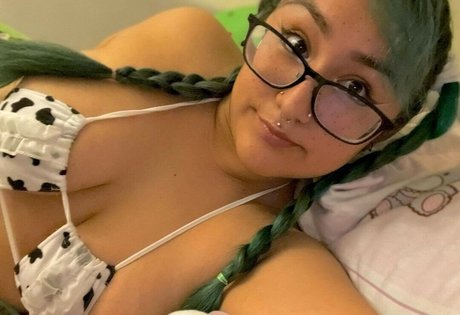 mochicecreammm xxx pornstar pic